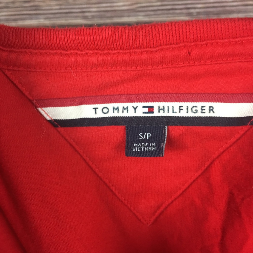 Tommy Hilfiger Color Block Logo Tshirt Size Small - image 3